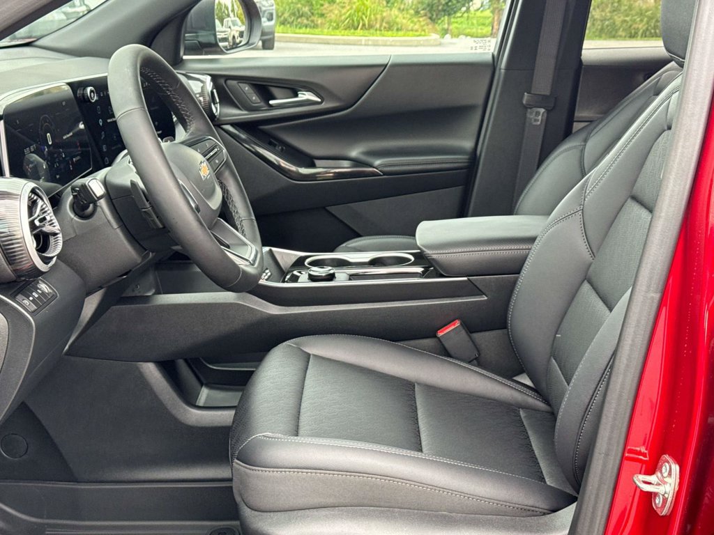 New 2027 Chevrolet Equinox LT w/ Convenience Package II AWD/4WD image 15