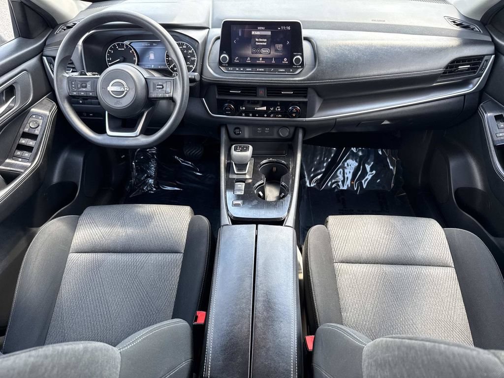 Certified 2024 Nissan Rogue SV FWD image 17