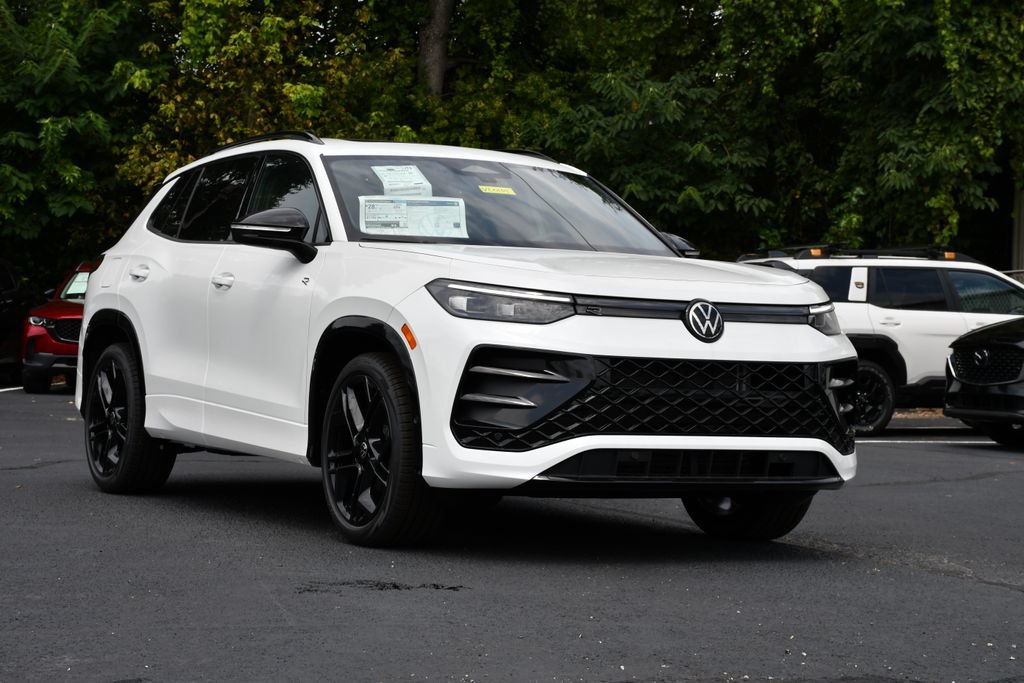 New 2026 Volkswagen Tiguan SE R-Line