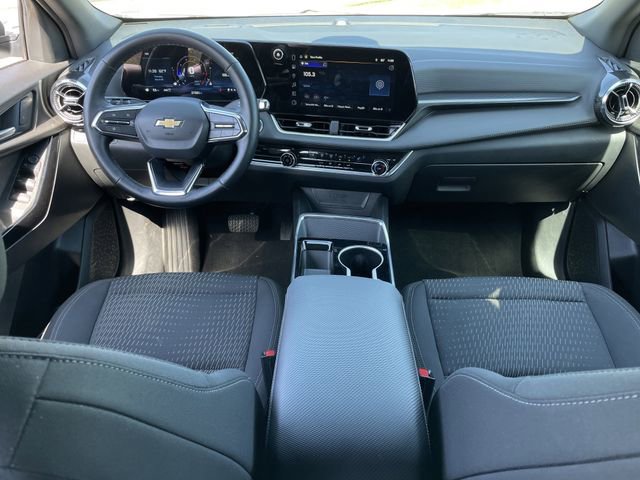 Used 2025 Chevrolet Equinox LT AWD/4WD image 10