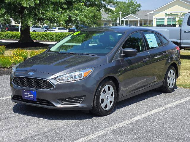 Certified 2018 Ford Focus S FWD image 1