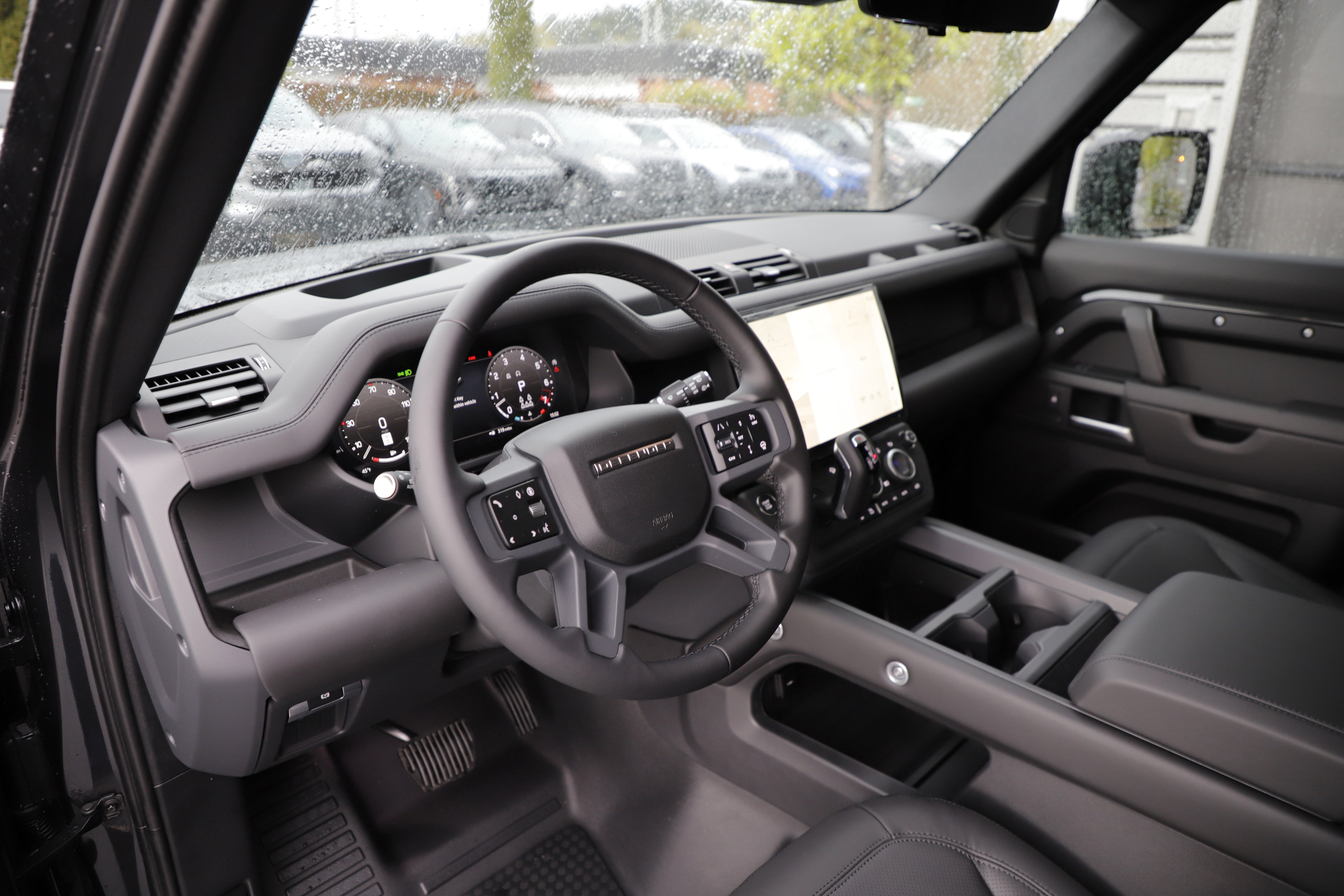 New 2026 Land Rover Defender 130 X-Dynamic SE AWD/4WD image 18