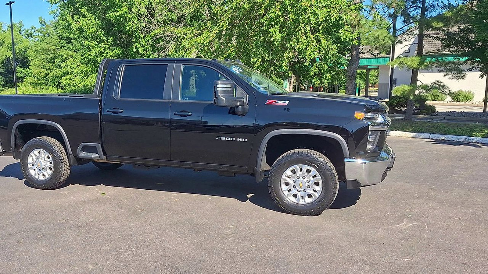 Certified 2023 Chevrolet Silverado 2500 LT AWD/4WD image 4
