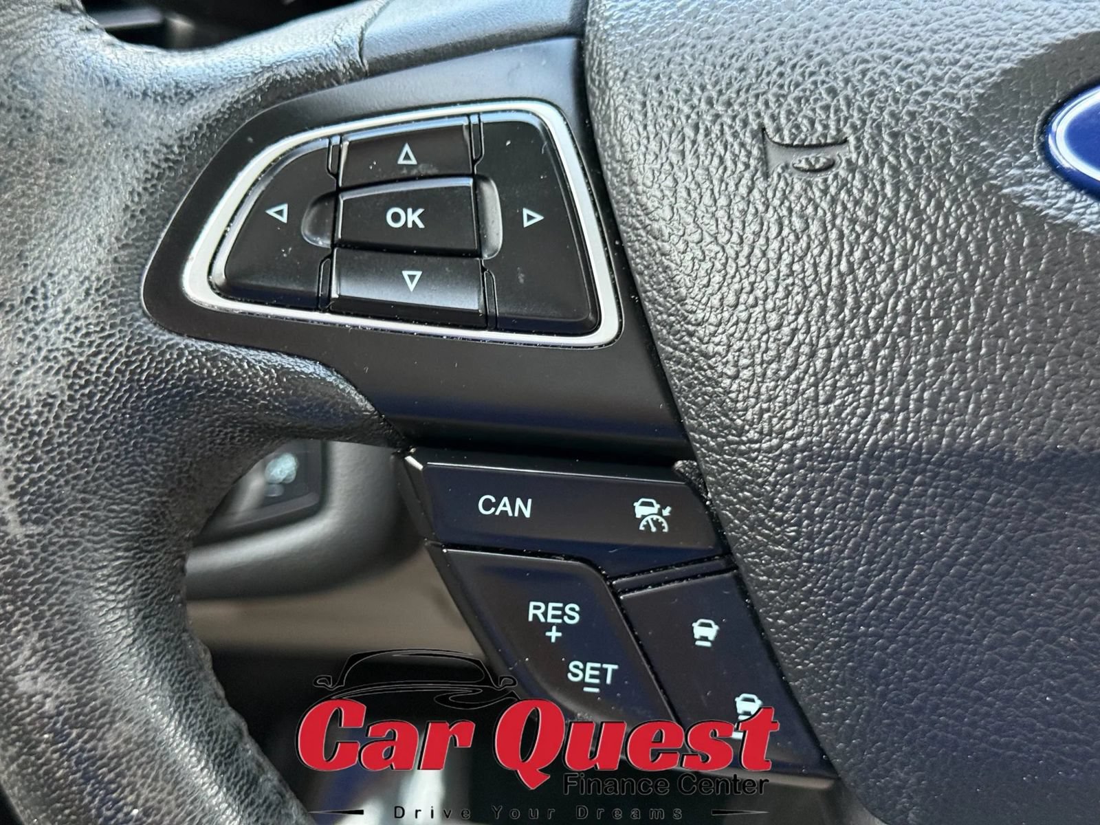 Used 2018 Ford Escape Titanium w/ Ford Safe & Smart Package FWD image 25