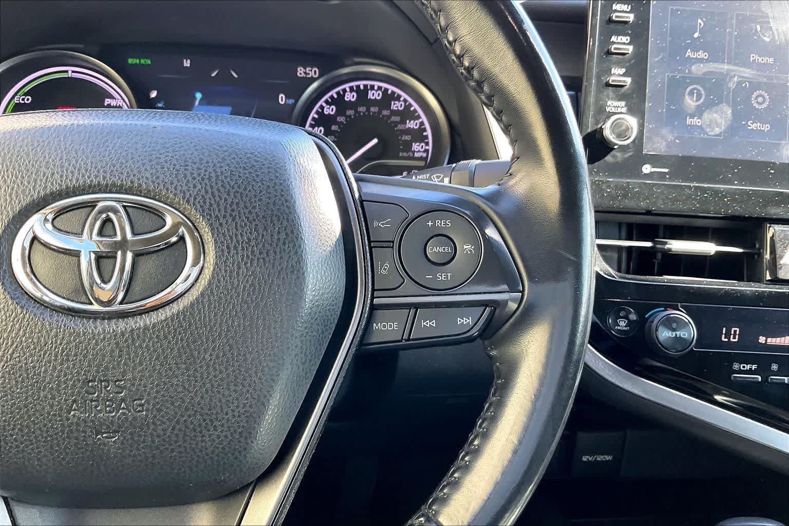 Used 2021 Toyota Camry XSE FWD image 25