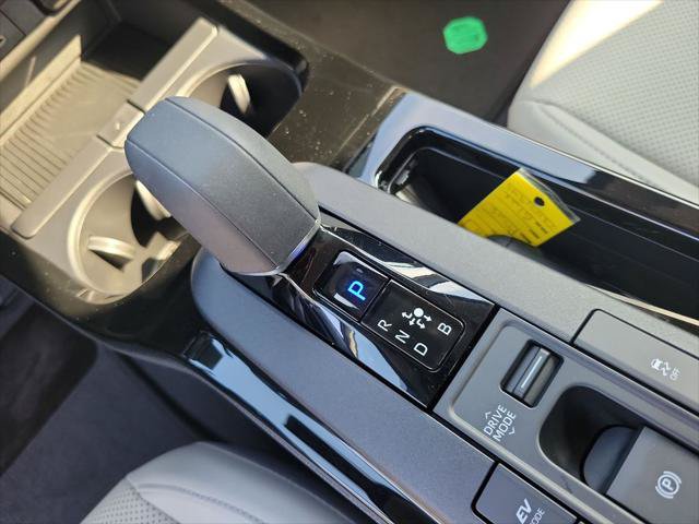 Certified 2026 Toyota Prius XLE FWD image 26