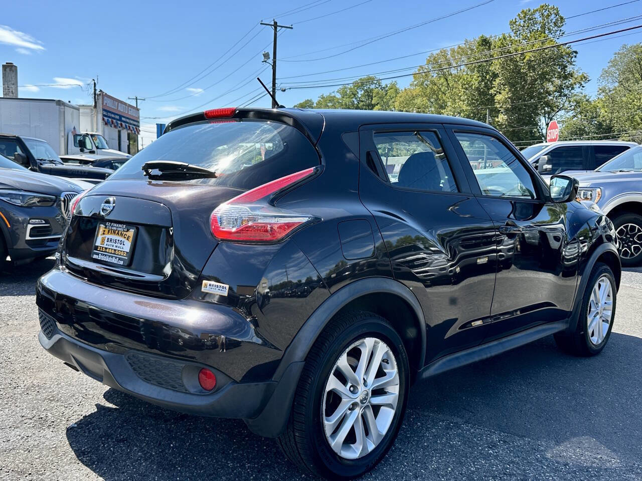 Used 2015 Nissan Juke S image 4
