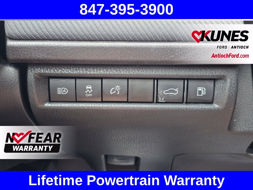 Used 2025 Toyota Camry SE FWD image 44