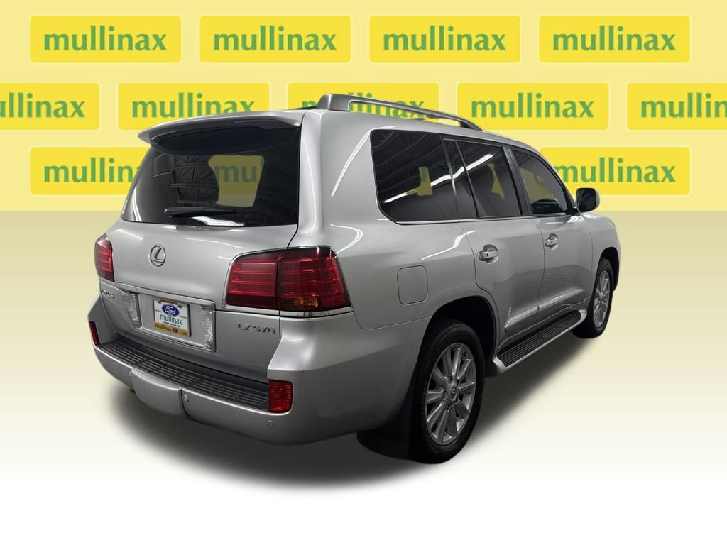 Used 2010 Lexus LX 570 4WD video 3