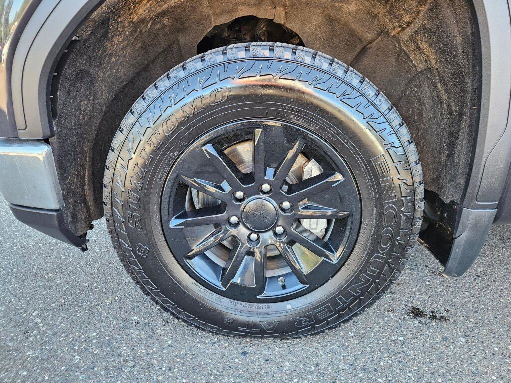 Used 2023 GMC Sierra 1500 SLE AWD/4WD image 8
