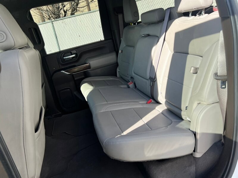 Used 2020 GMC Sierra 2500 SLT w/ Driver Alert Package I AWD/4WD image 26