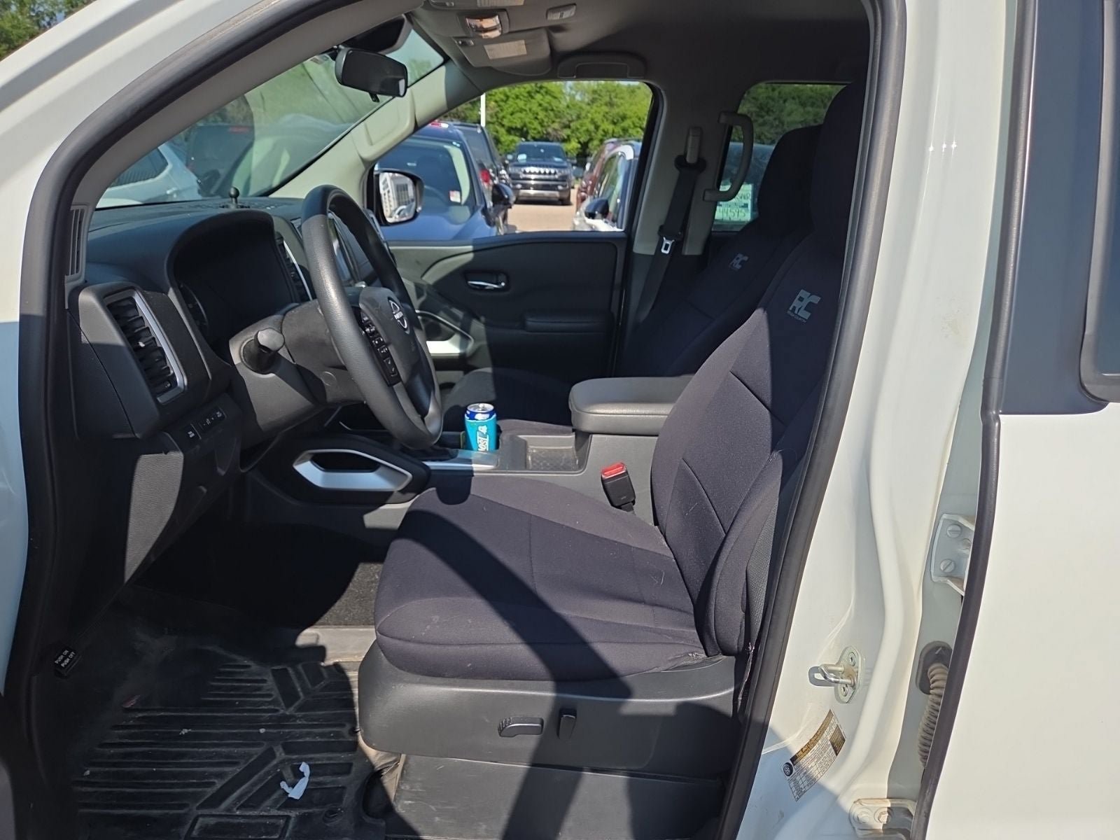 Used 2022 Nissan Frontier SV AWD/4WD image 8