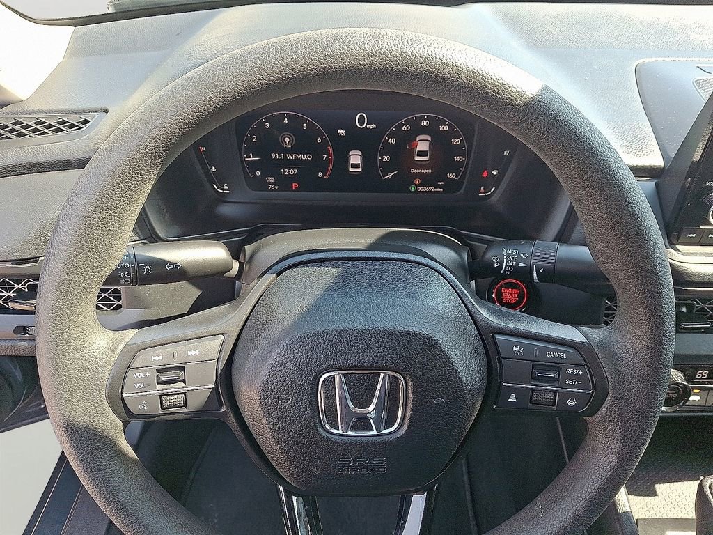 Used 2025 Honda Accord LX image 17