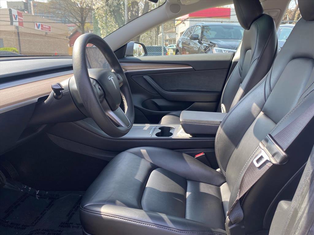Used 2023 Tesla Model 3 Standard Range image 11