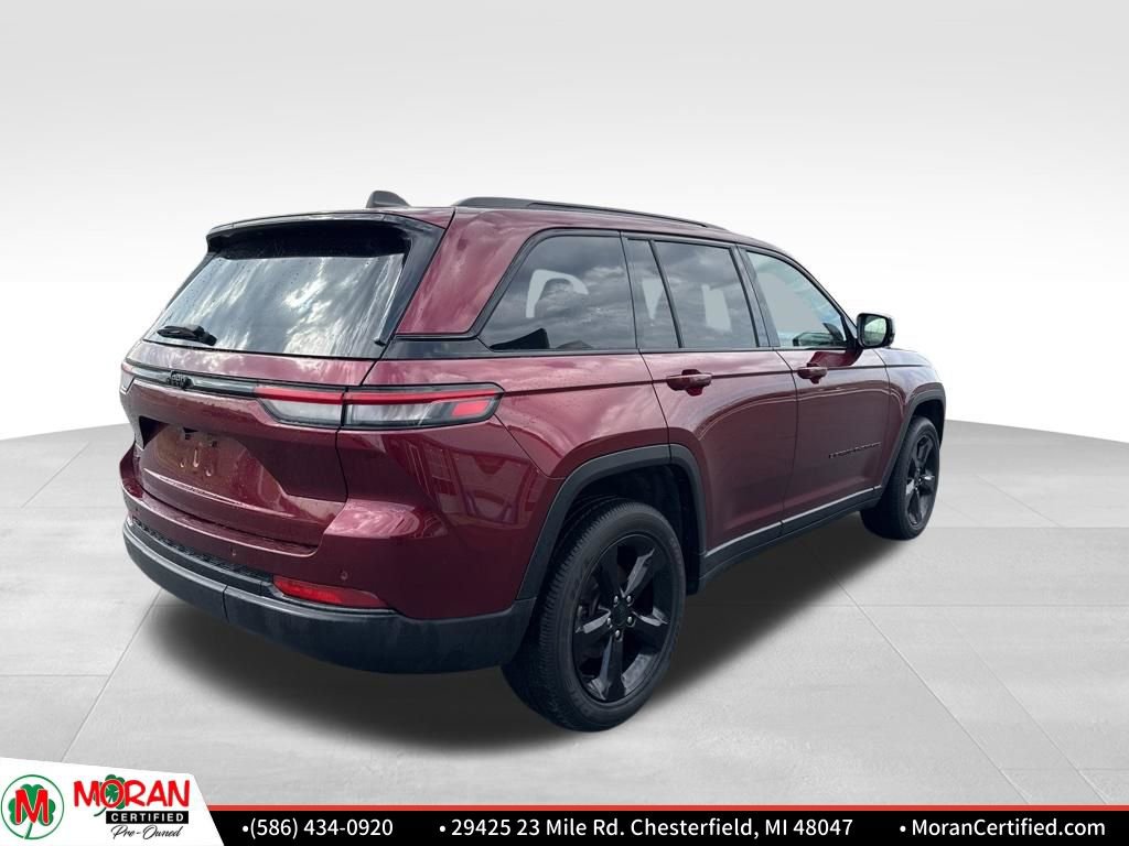 Used 2024 Jeep Grand Cherokee Altitude image 5