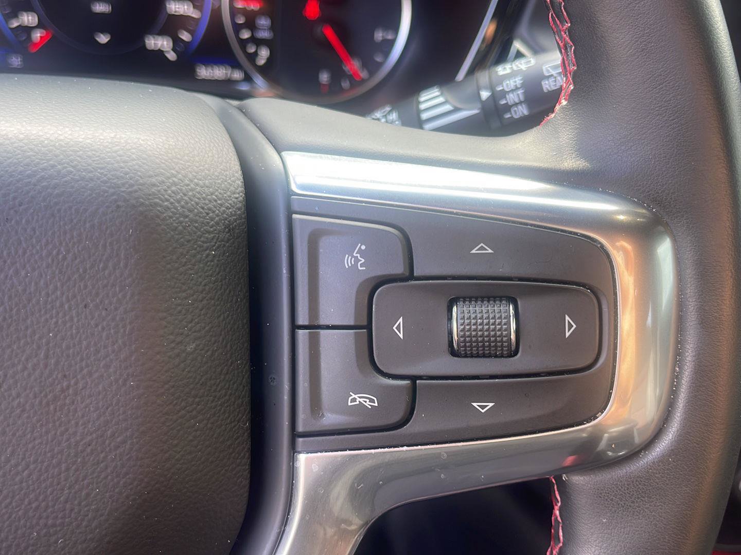 Used 2024 Chevrolet Blazer RS w/ Driver Confidence II Package FWD image 21