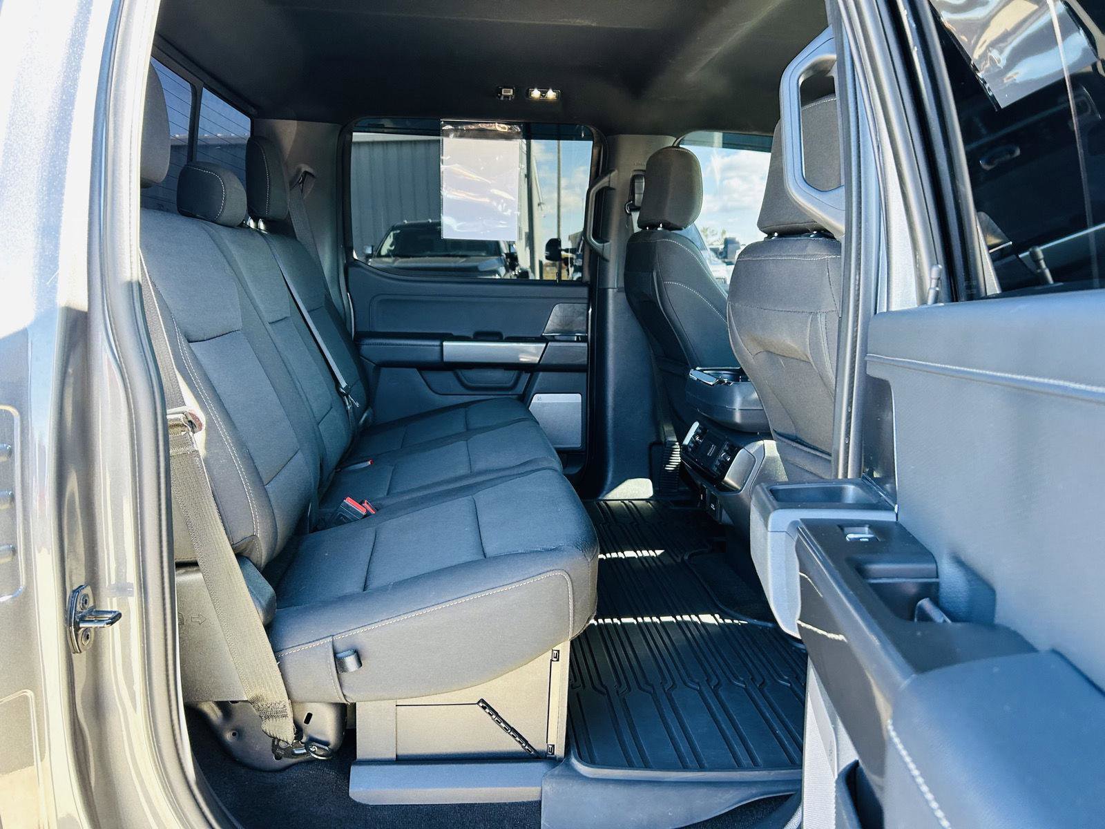 Used 2022 Ford F150 XLT w/ Equipment Group 302A High image 31