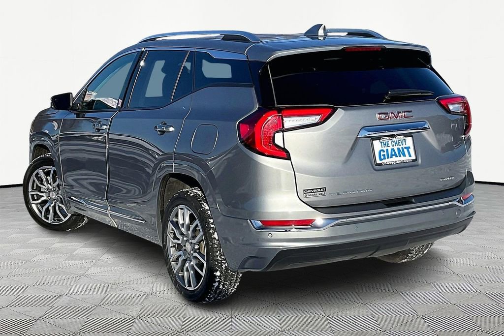 Used 2024 GMC Terrain Denali image 4