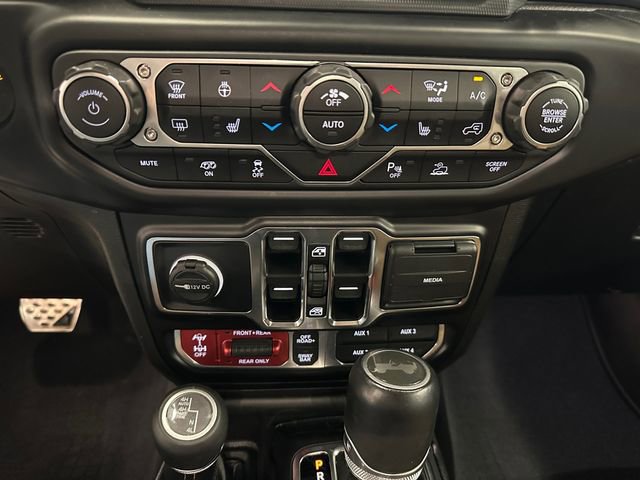 Used 2022 Jeep Wrangler Unlimited Rubicon w/ Trailer Tow Package image 34