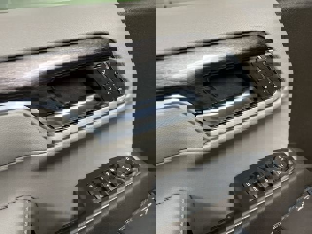 Certified 2022 Chevrolet Silverado 1500 LTZ w/ Technology Package image 23