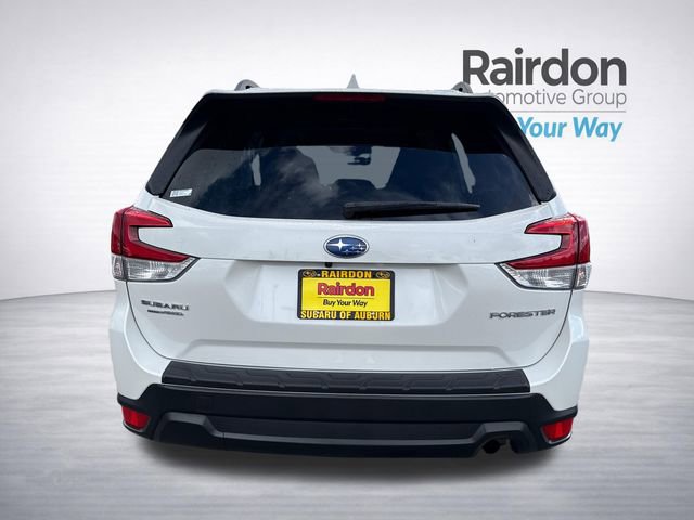 Used 2023 Subaru Forester Premium AWD/4WD image 6