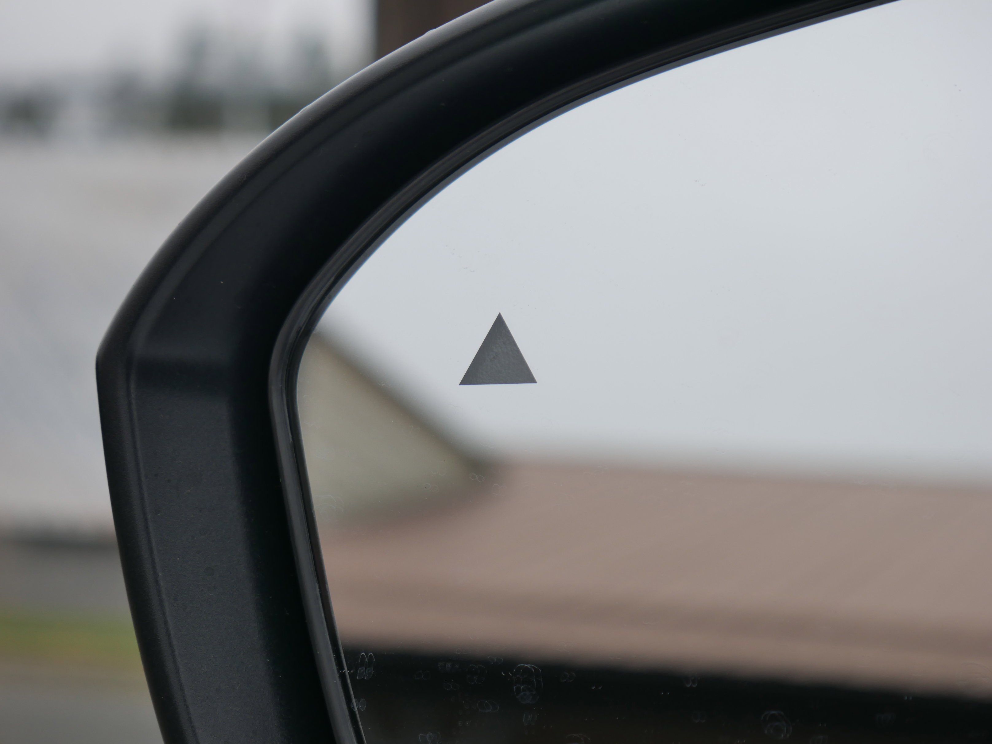 New 2026 Nissan Kicks SR w/ SR Premium Package image 34