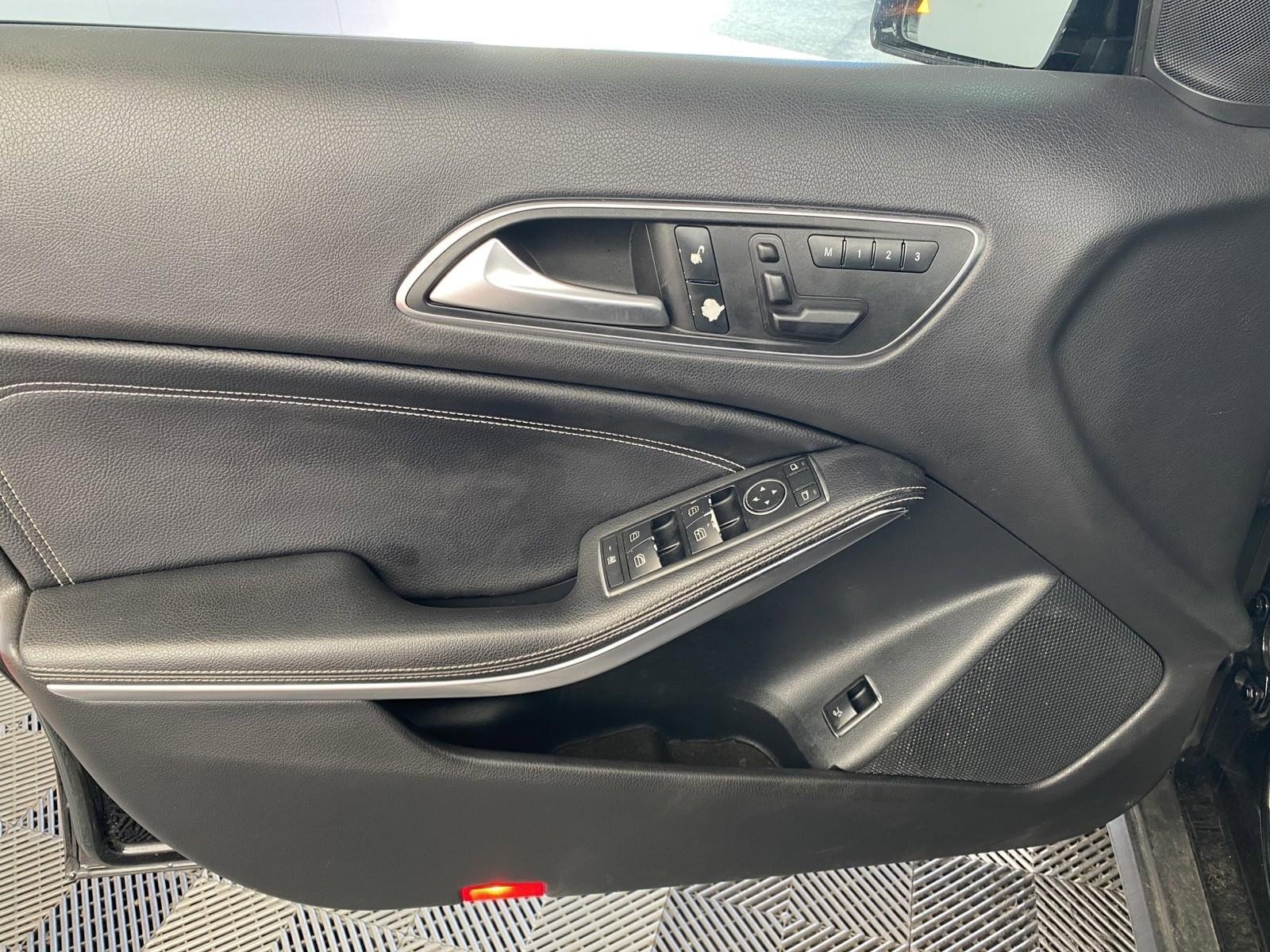 Used 2017 Mercedes-Benz GLA 250 4MATIC image 20