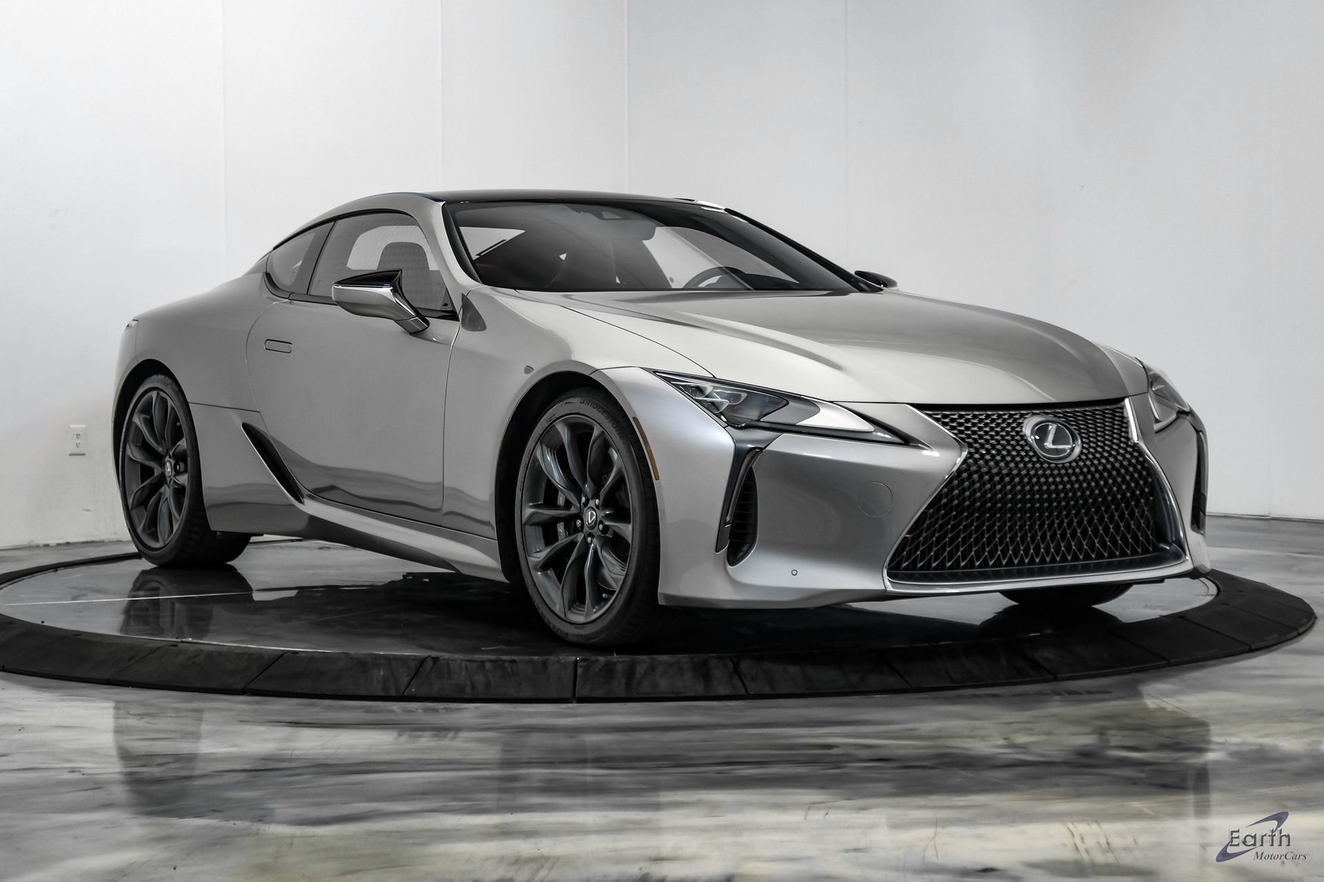Used 2018 Lexus LC 500 Coupe w/ Performance Package RWD image 23