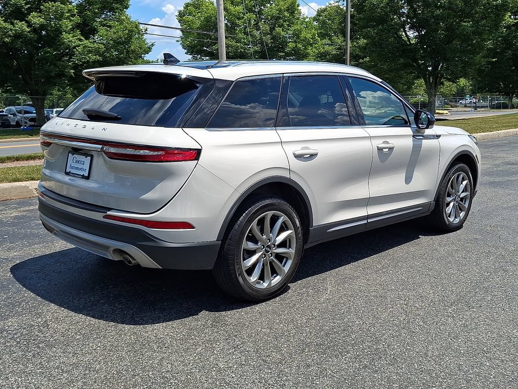 Certified 2021 Lincoln Corsair AWD w/ Premium Package image 9