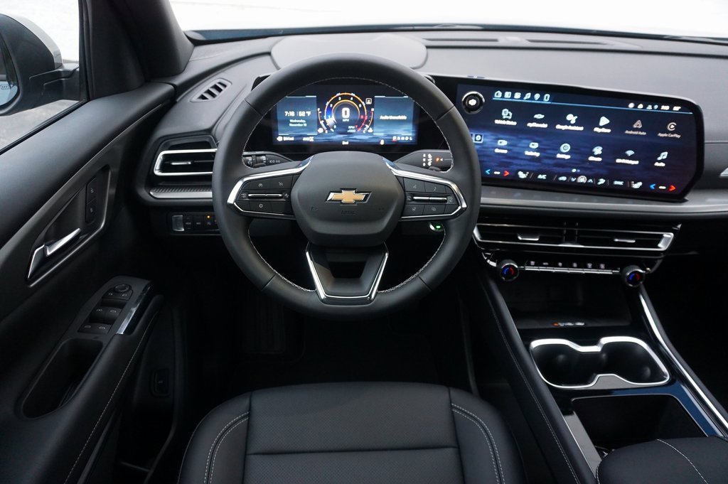 New 2026 Chevrolet Traverse LT w/ Driver Confidence Package image 13
