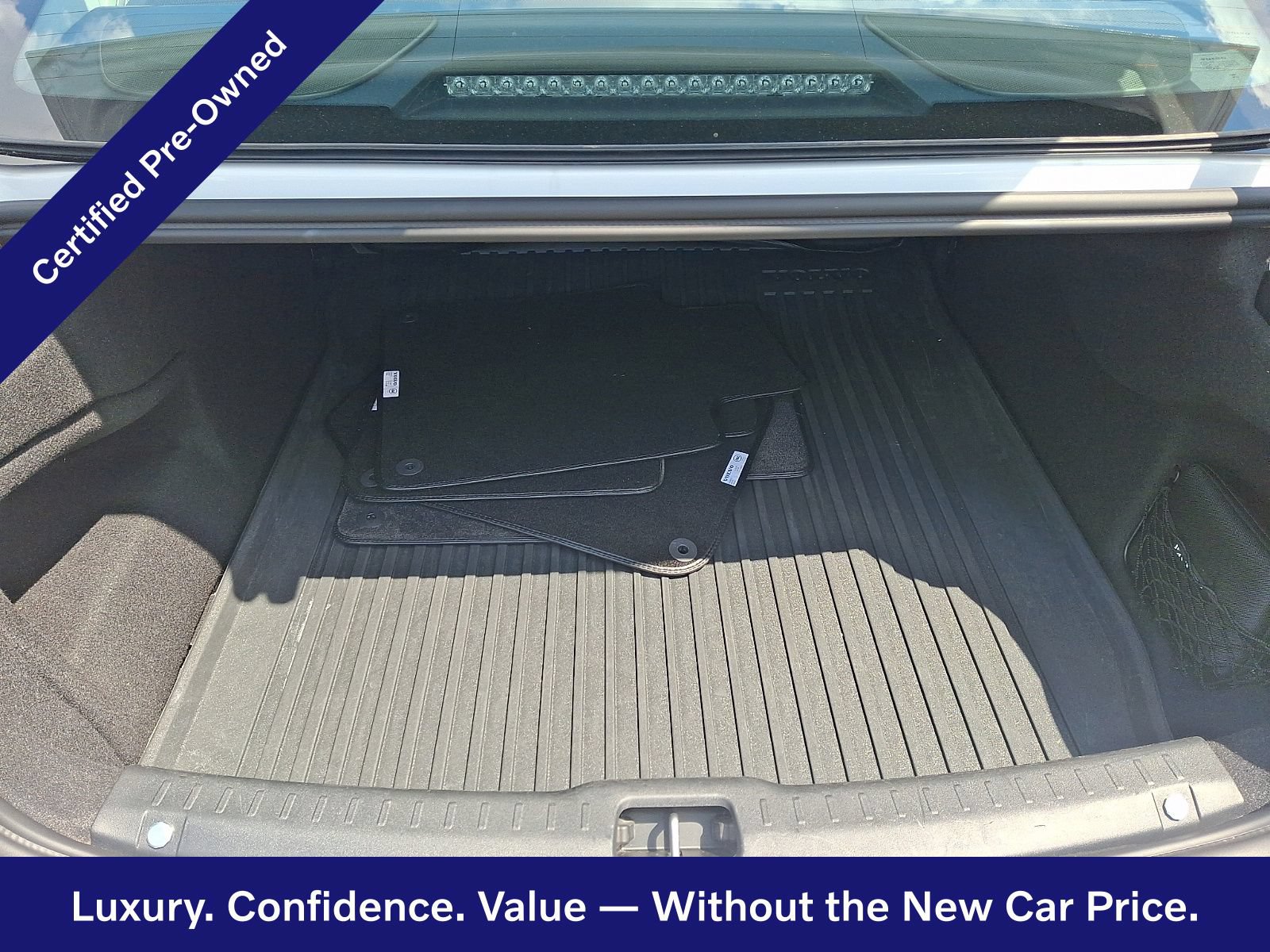 Certified 2023 Volvo S90 B6 Ultimate w/ Lounge Package AWD/4WD image 30