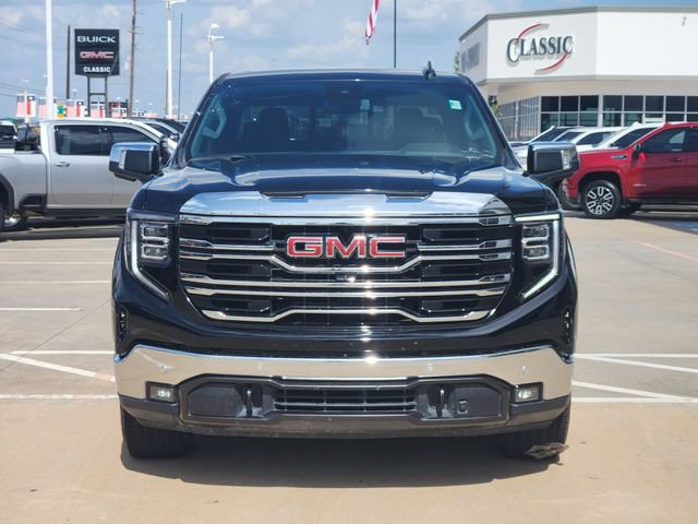 Used 2025 GMC Sierra 1500 SLT RWD image 2