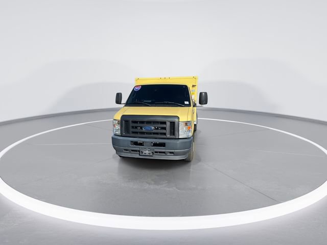 Used 2022 Ford E-450 and Econoline 450 Super Duty image 2