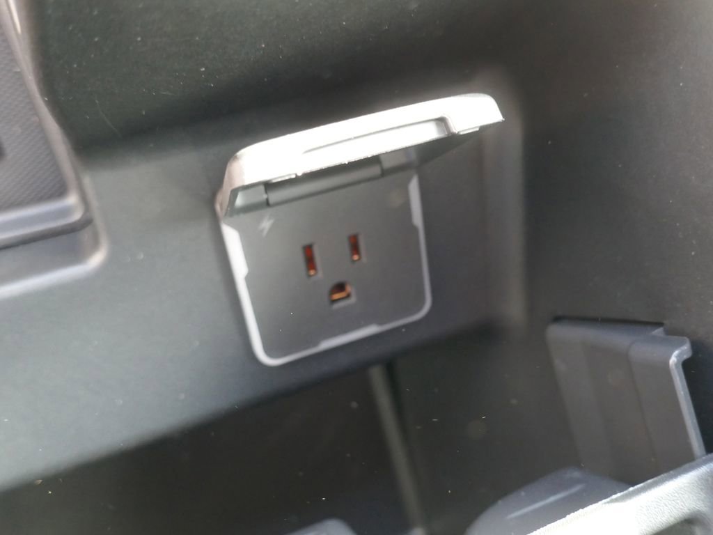 New 2026 Chevrolet Silverado 1500 High Country w/ Midnight Edition image 31