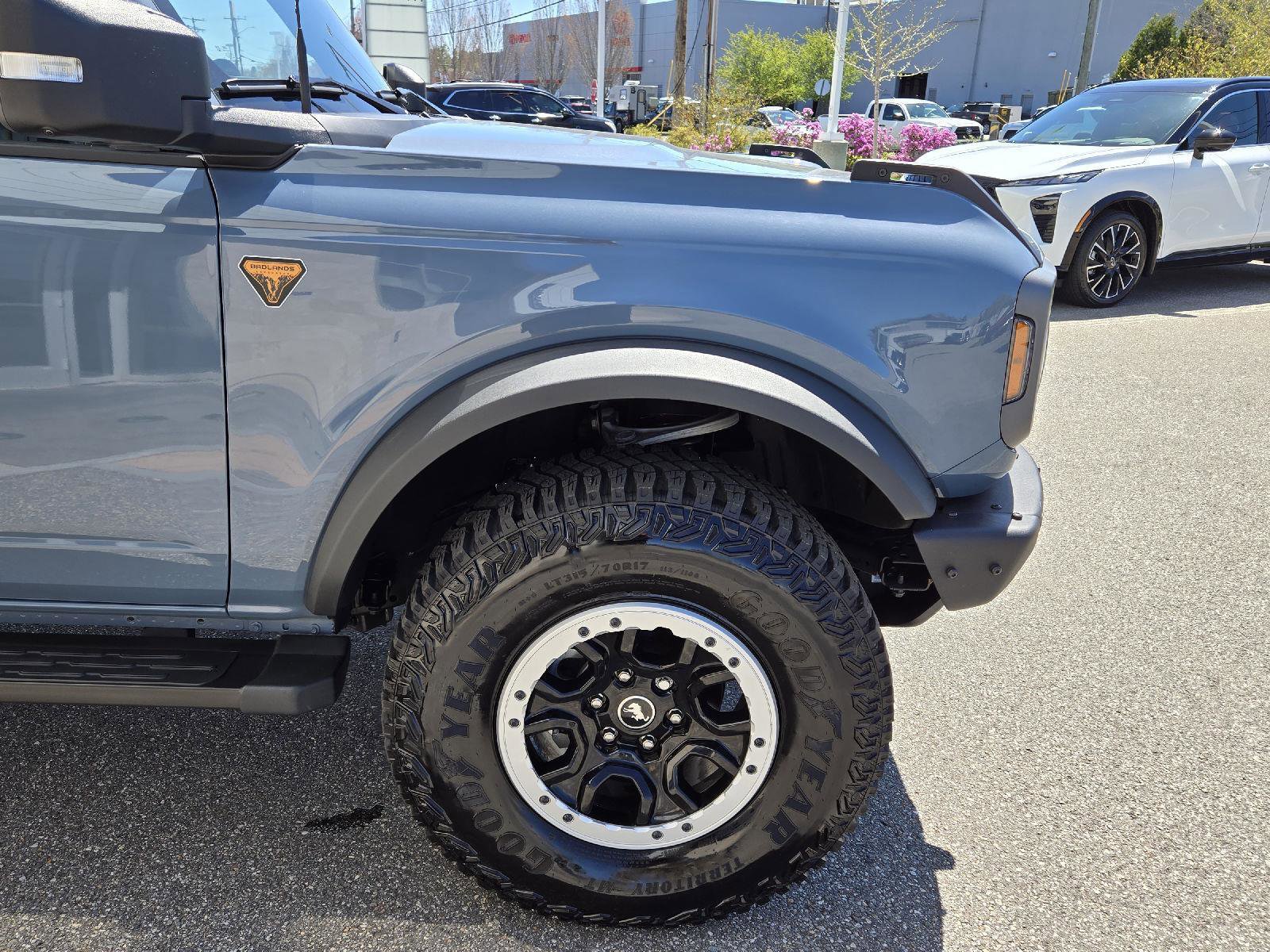 Used 2024 Ford Bronco Badlands AWD/4WD image 16