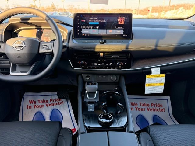 New 2026 Nissan Rogue Platinum w/ Platinum Premium Package image 26