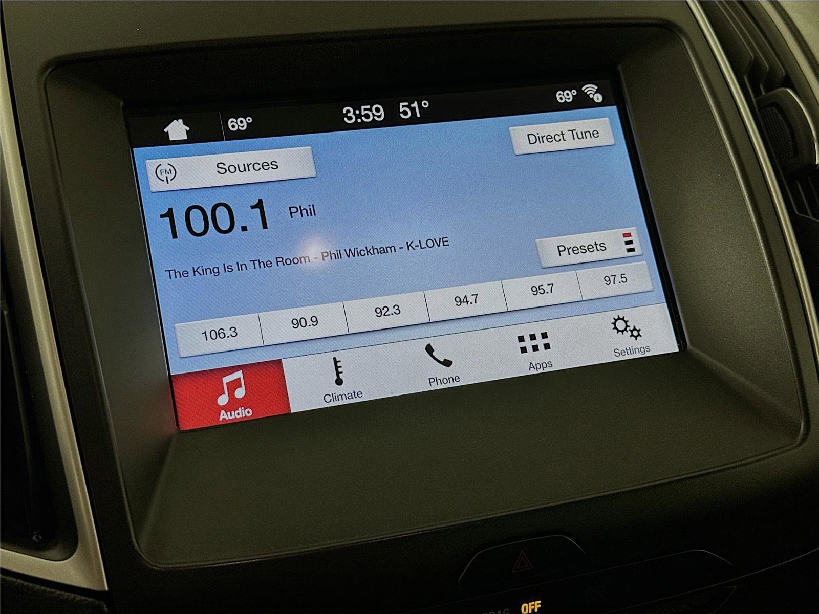 Used 2017 Ford Edge SEL w/ Equipment Group 201A image 7