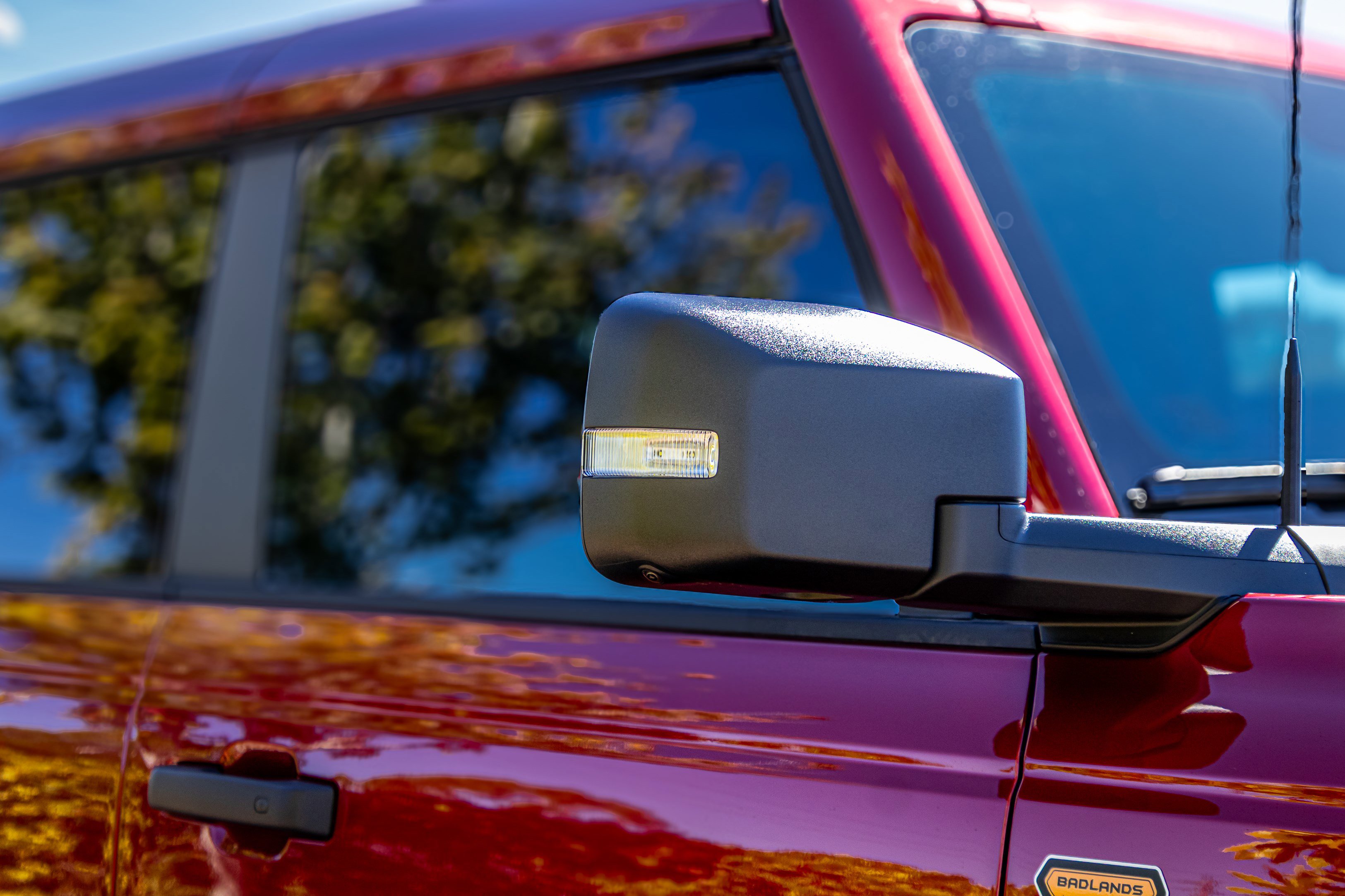 New 2025 Ford Bronco Badlands image 11