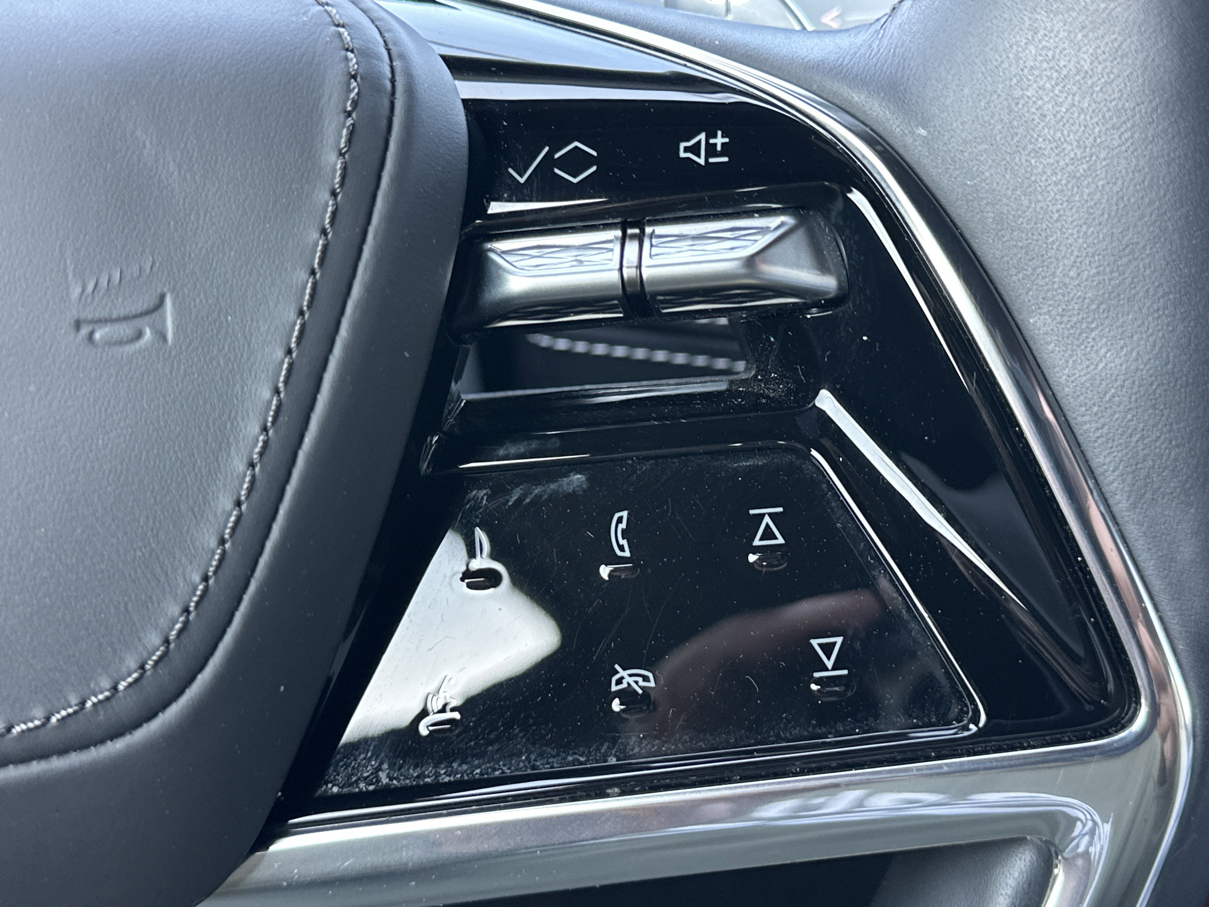 Certified 2025 Cadillac Escalade Sport Platinum image 28