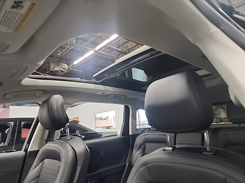 New 2026 Lincoln Nautilus Reserve w/ Jet Appearance Package image 11