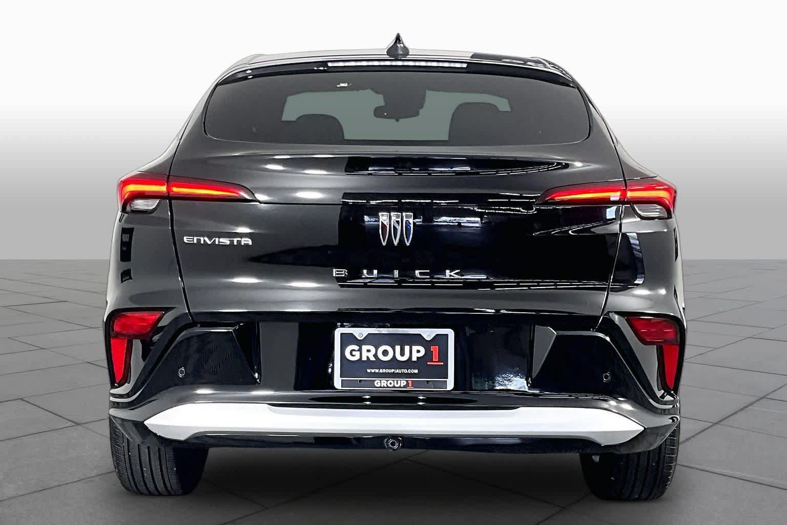 Used 2025 Buick Envista Sport Touring w/ Advanced Safety Package FWD image 5