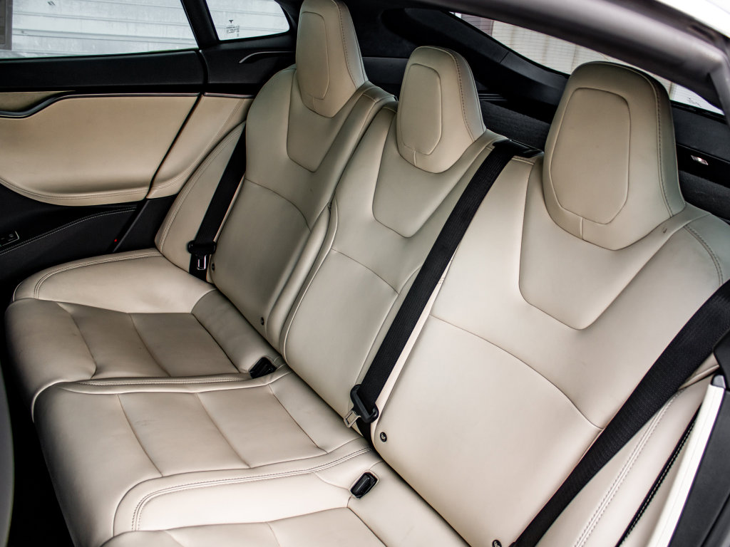 Used 2020 Tesla Model S Long Range Plus image 21