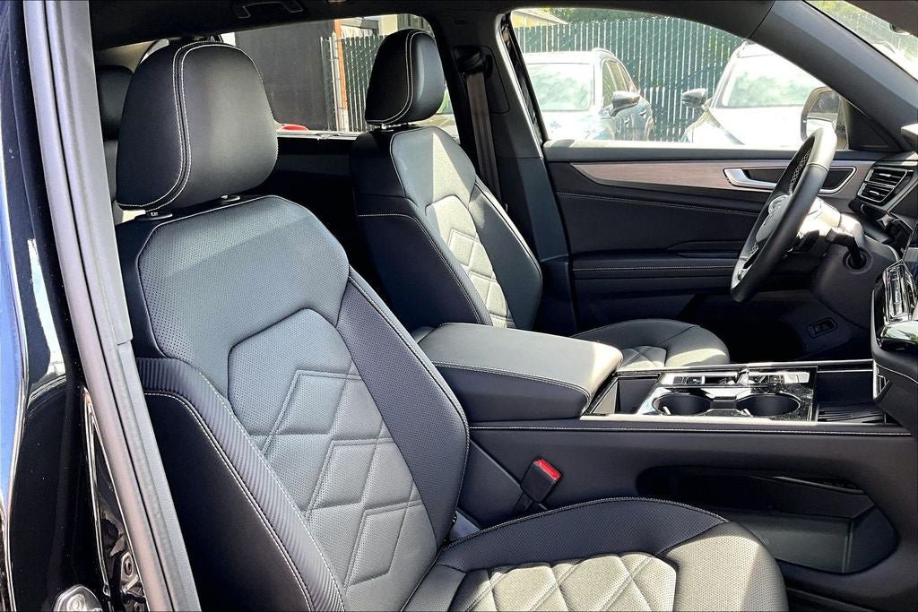 New 2026 Volkswagen Atlas Cross Sport SE FWD image 6