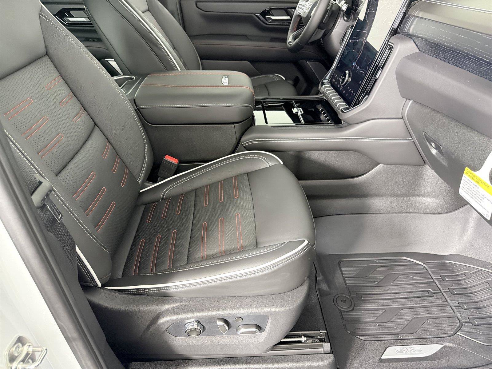 New 2026 GMC Yukon AT4 Ultimate AWD/4WD image 12