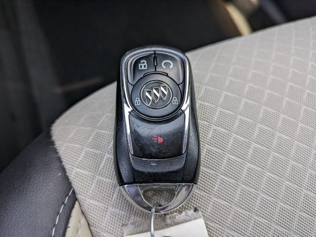 Used 2020 Buick Encore Sport Touring w/ Safety Package AWD/4WD image 32