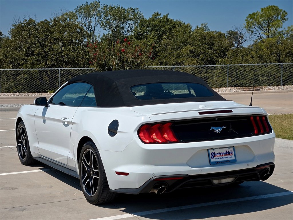 Used 2022 Ford Mustang Premium image 5