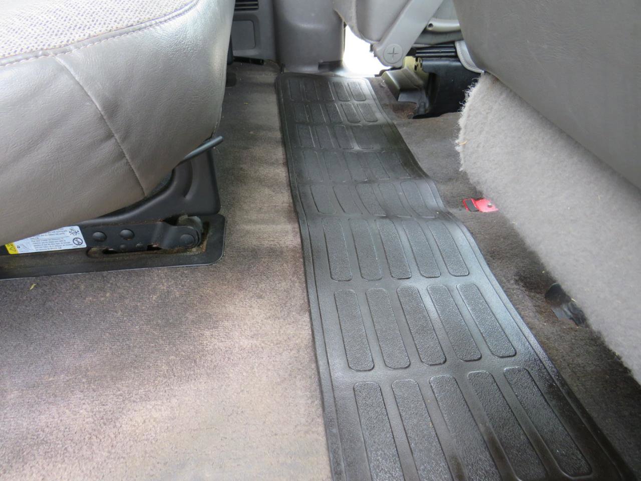 Used 2014 Chevrolet Express 2500 LT w/ LT Preferred Equipment Group RWD image 28