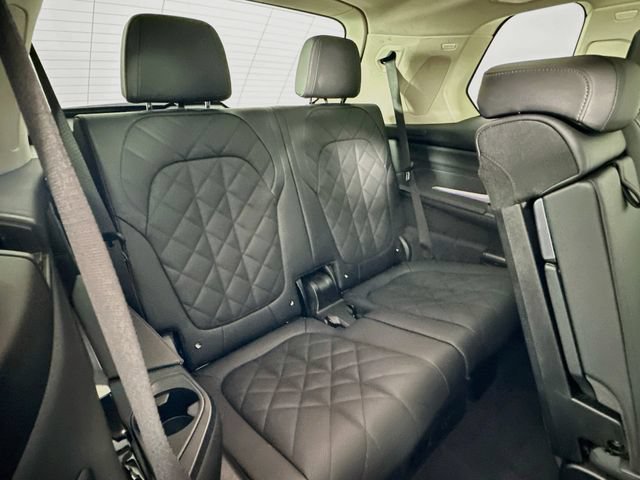 Used 2025 BMW X7 xDrive40i w/ Premium Package AWD/4WD image 30