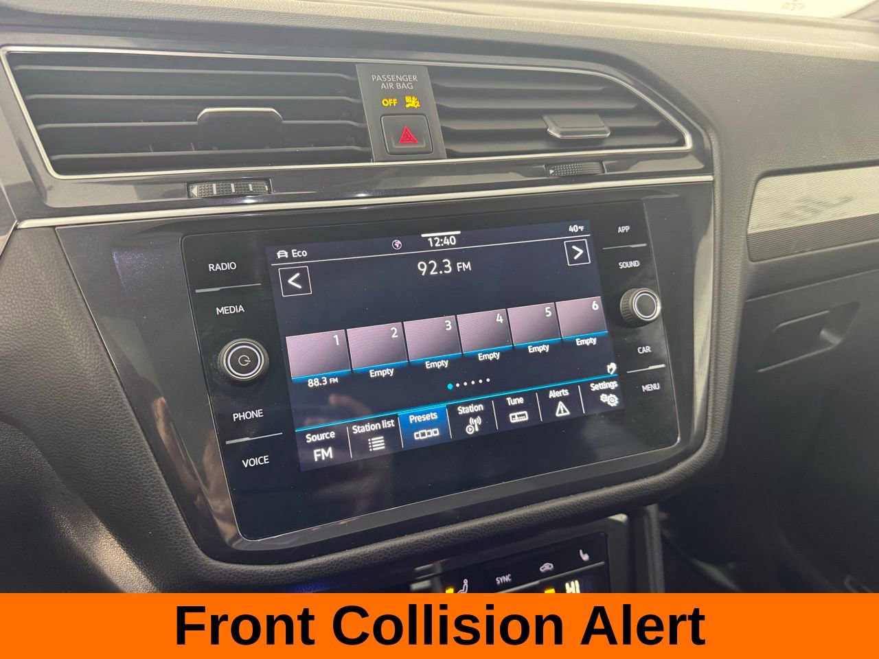 Used 2024 Volkswagen Tiguan SE R-Line image 15