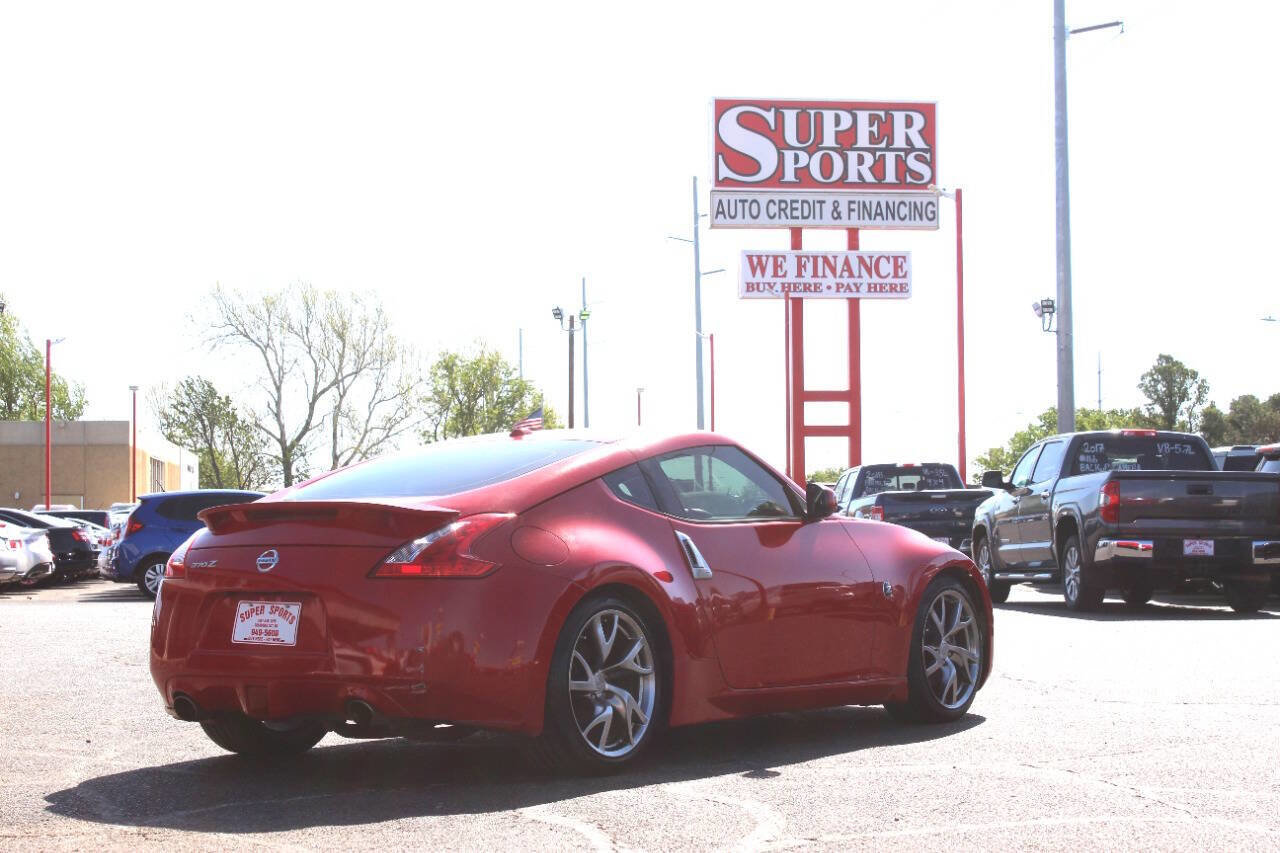 Used 2015 Nissan 370Z Touring image 4